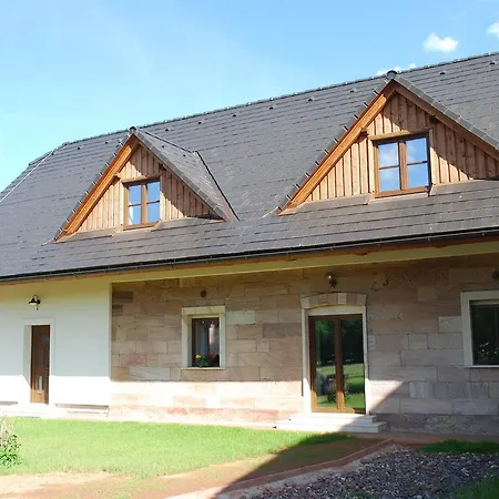 Statek Pod Lipou 3* Pilníkov