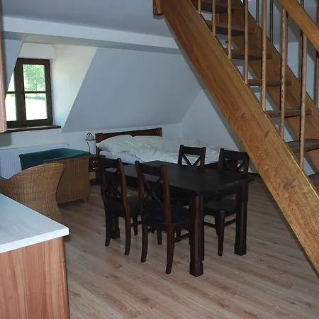Konukevi Statek Pod Lipou