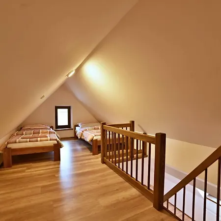 Statek Pod Lipou 3* Pilníkov